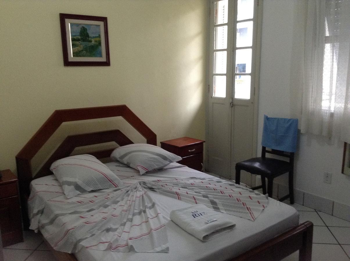 Ritz Hotel Santos  Luaran gambar